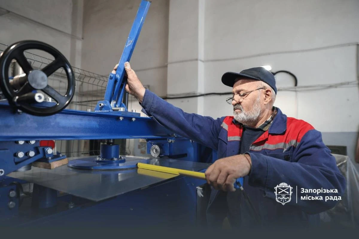 Запоріжжя відмовилося від закупівлі дорожніх знаків на користь власного цеху